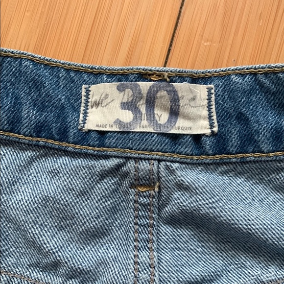 We The Free - Distressed Denim Skirt - size 30 - Picture 2 of 4